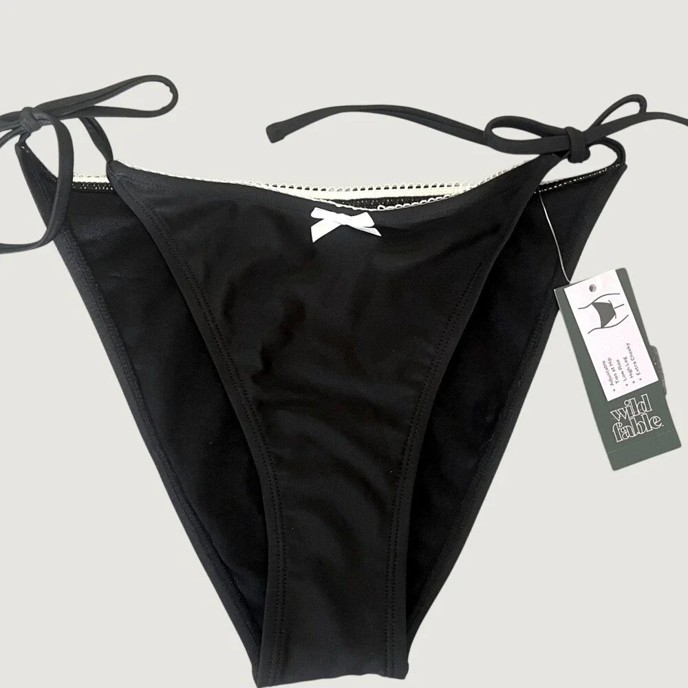Wild Fable Low Rise High Leg Extra Cheeky Bikini Bottom Womens Small Black NWT